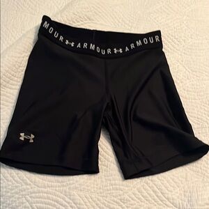 Under Armour Black Athletic Shorts with Moisture-Wicking Fabric